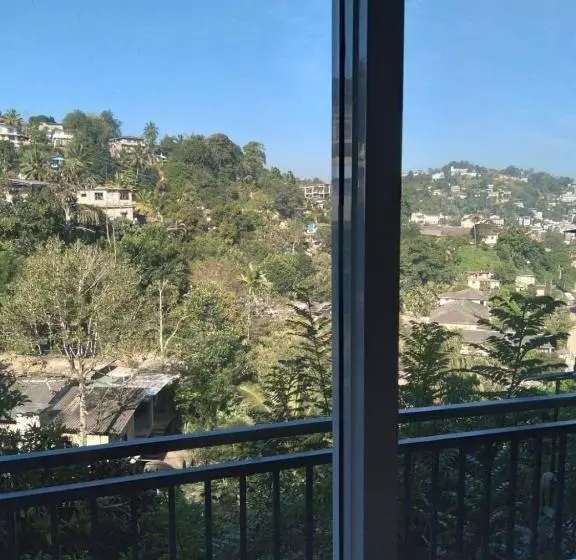 ペンション Cozy Homestay Kandy