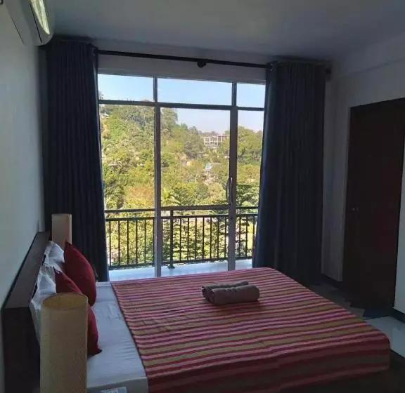 ペンション Cozy Homestay Kandy