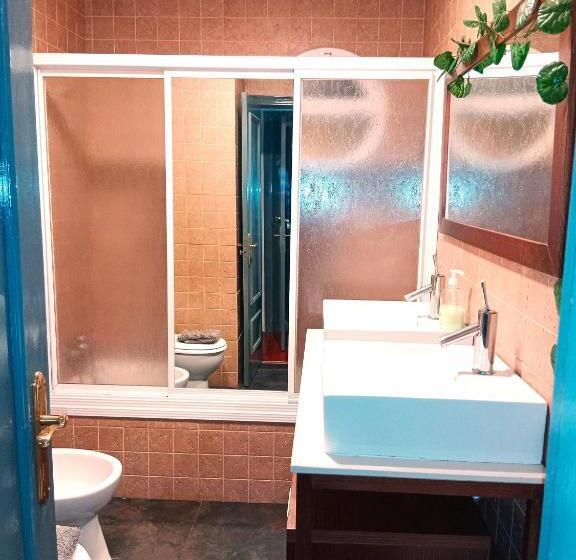 膳宿费 El Escondite Perfecto