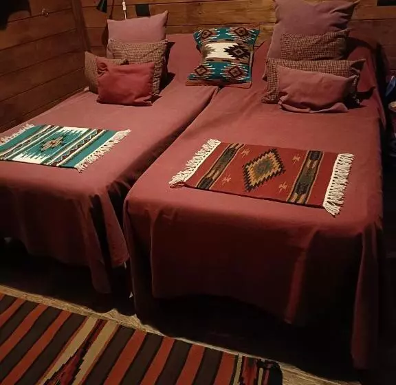 ペンション Red Cedar Ranch