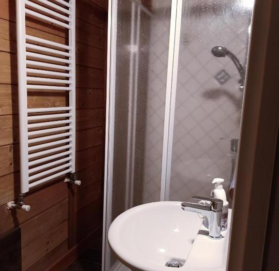 膳宿费 Red Cedar Ranch