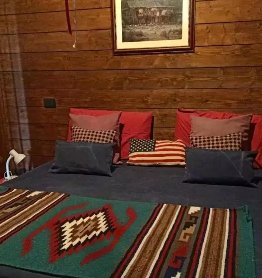 ペンション Red Cedar Ranch