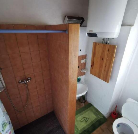 旅馆 Chalupa Komušín