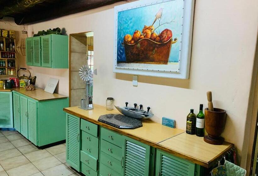 Bed & Breakfast Farm Vibes Guesthouse