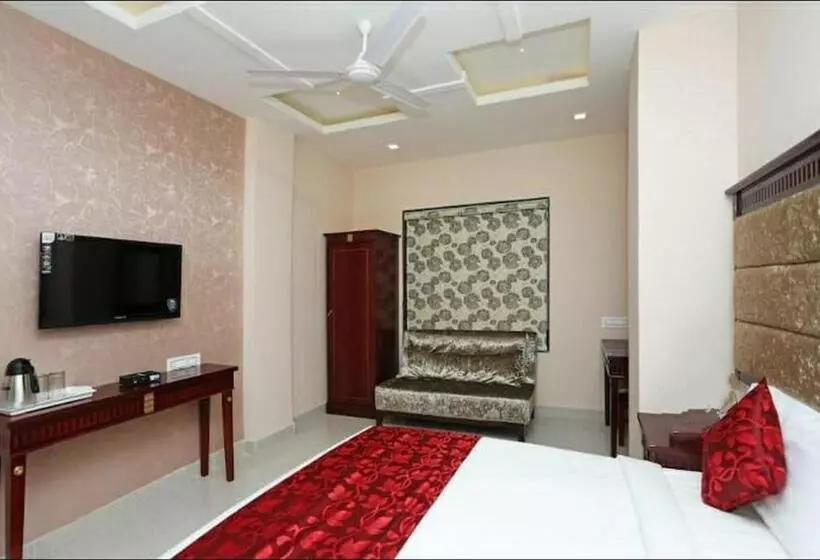 ホテル Eleven Heights ,bhopal