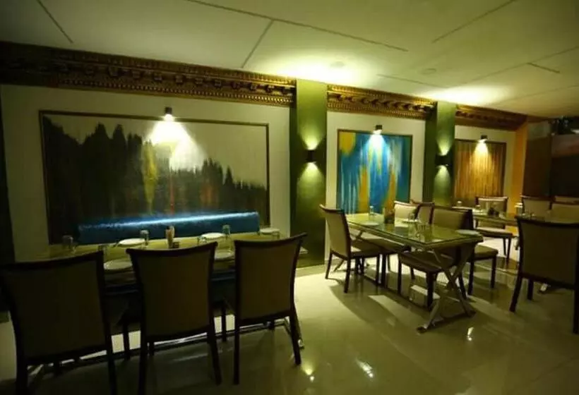 ホテル Eleven Heights ,bhopal