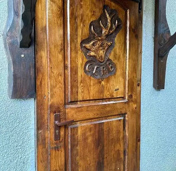 Hotelli Pensiunea San Pio Sabisa