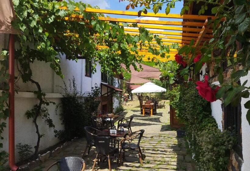 Hotel Pensiunea San Pio Sabisa