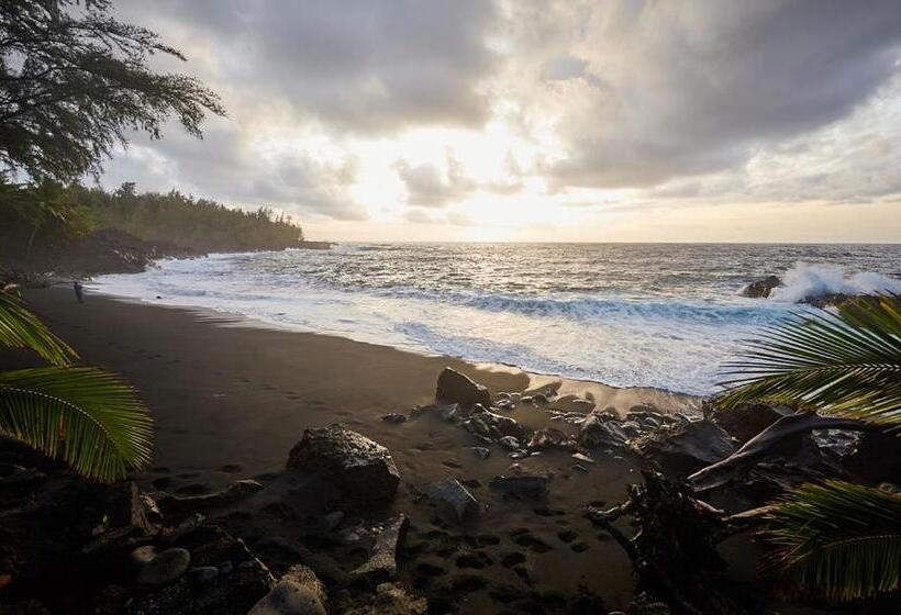 Open Gate Hostel Hawaii