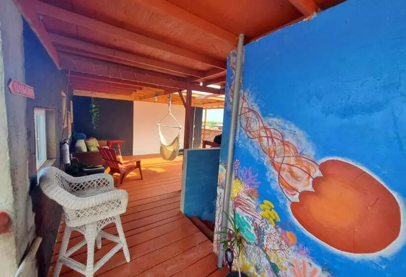 Open Gate Hostel Hawaii