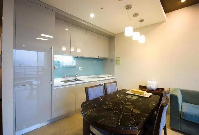 Lomakeskus High1 Condominium