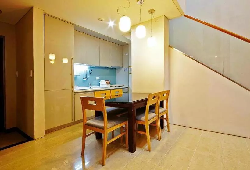 Lomakeskus High1 Condominium