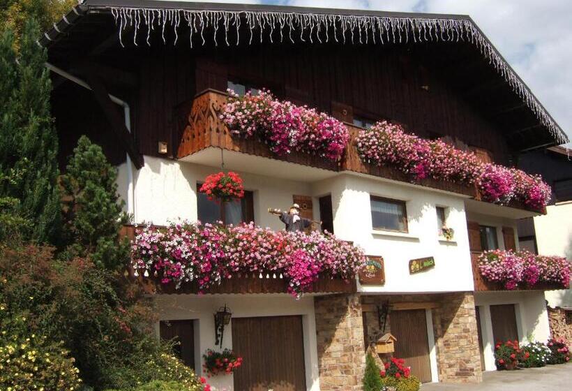 تختخواب و صبحانه Chalet Sandy