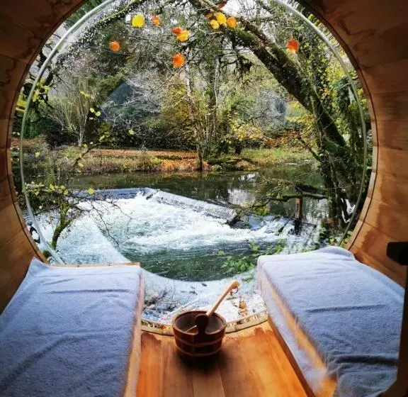 ベッドアンドブレックファースト La Cabane Du Pont De L Ignon Spa Hébergement Atypique Tout Confort En Bourgogne