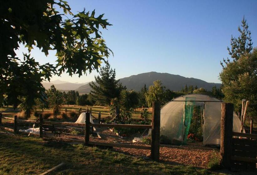 Nocleg ze śniadaniem Mountain Yurt, Stunning Views, Near Wanaka
