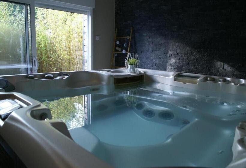 ベッドアンドブレックファースト Magnifique Suite Avec Jacuzzi Privatif