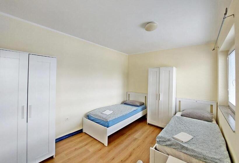 تختخواب و صبحانه Sunny Terraces Rose Valley, Ljubljana