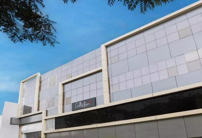 Fabhotel Meera Palace