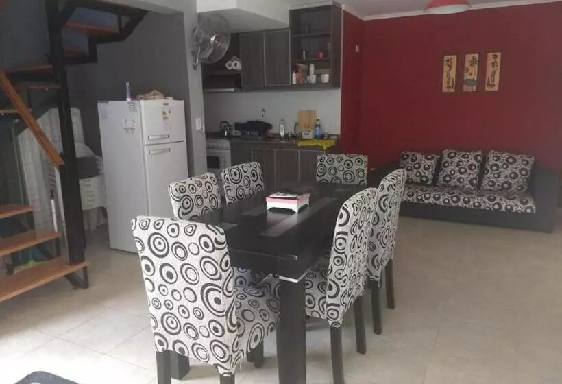 La Isla , Cabañas