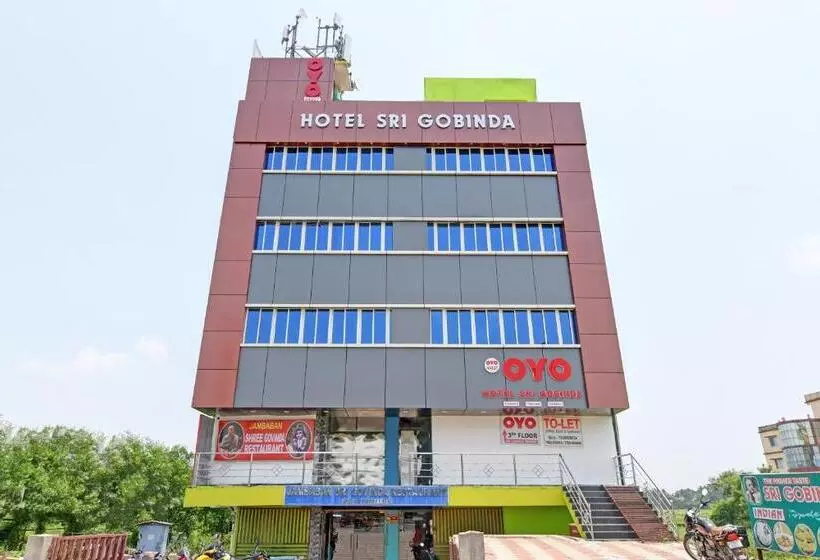 ホテル O Sri Govinda