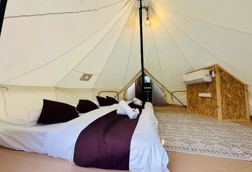 Majatalo Dnamie Glamping   Lux Tent
