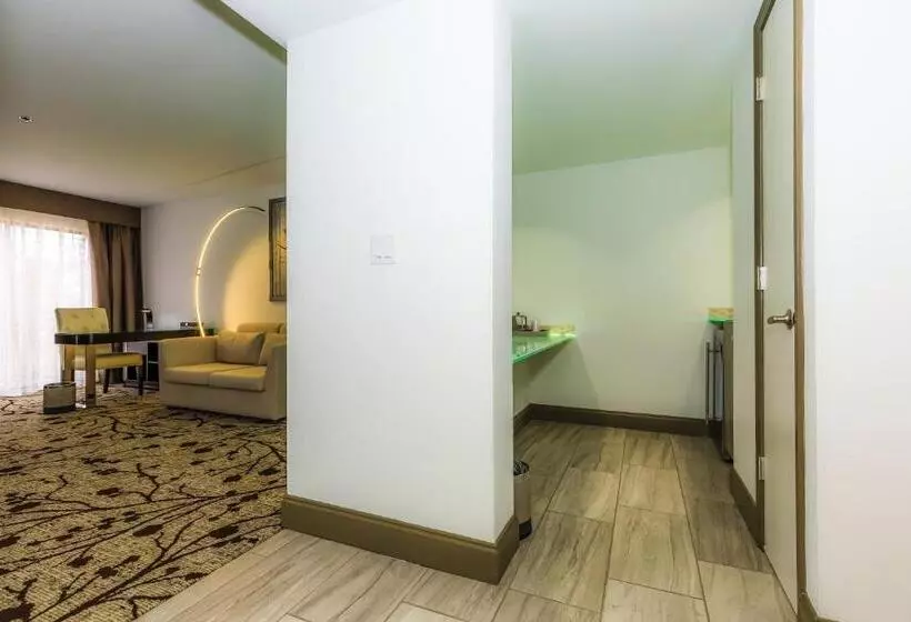 リゾートホテル Regalia Hotel & Conference Center