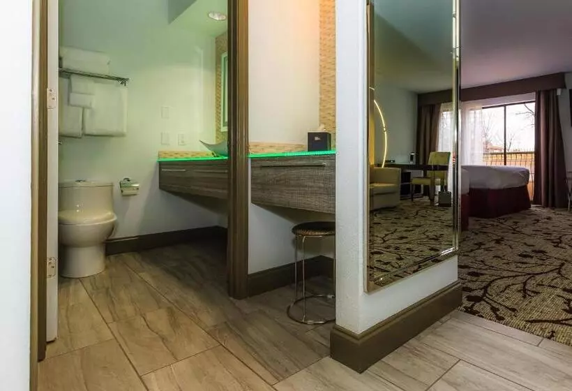 リゾートホテル Regalia Hotel & Conference Center