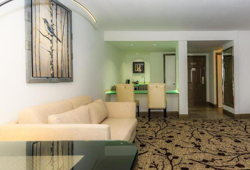 منتجع Regalia Hotel & Conference Center