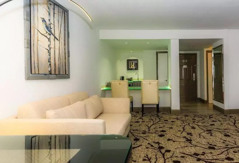 リゾートホテル Regalia Hotel & Conference Center