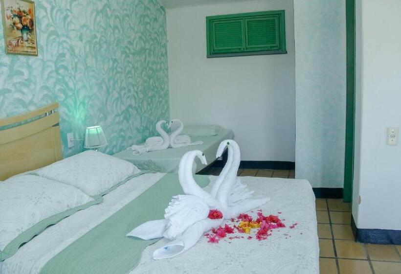 הוסטל Pousada Estrela Do Oriente