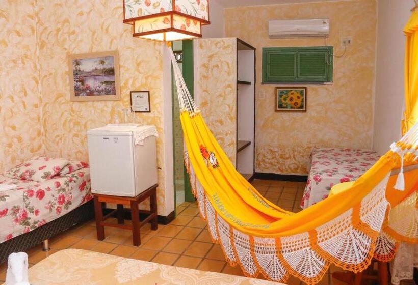 הוסטל Pousada Estrela Do Oriente