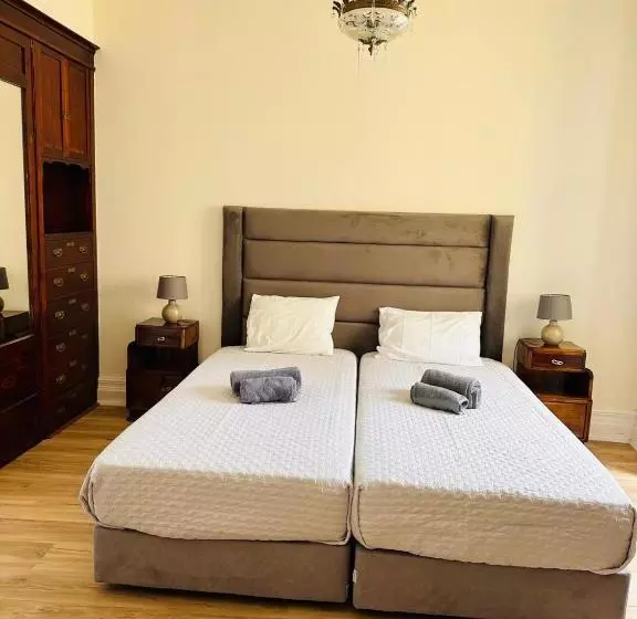 Azor International Hostel