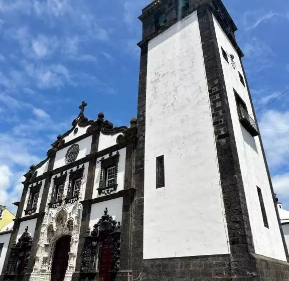 Azor International Hostel