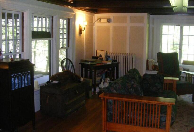 مبيت وإفطار The Tartan Fox At The Meadmere