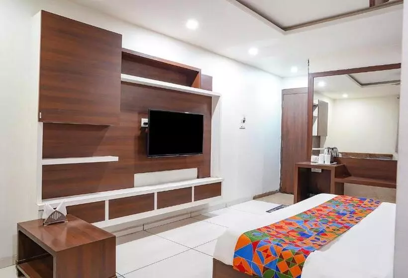 Fabhotel Ashirwad Regency