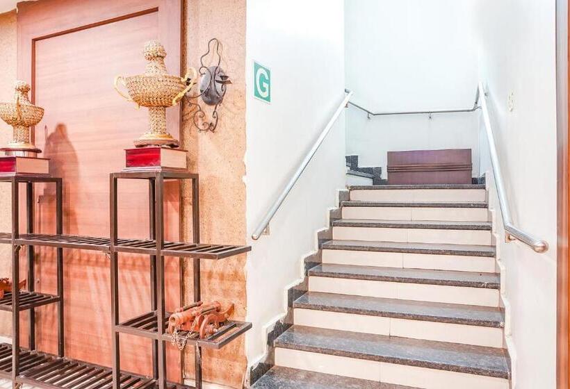 Fabhotel Ashirwad Regency