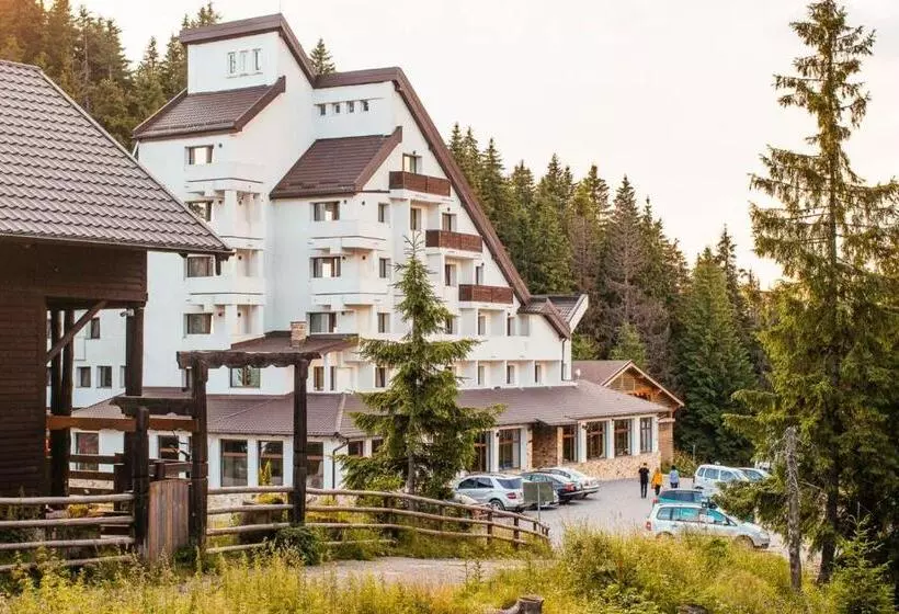 ホテル Alpin Rarău