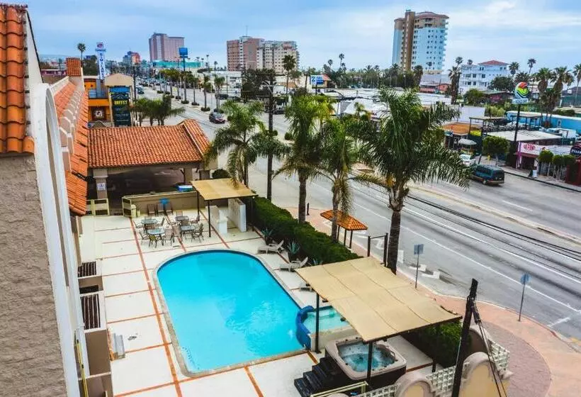Hotelli Del Mar Inn Rosarito
