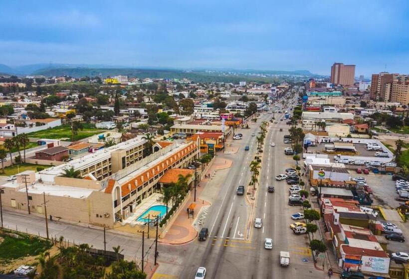 Отель Del Mar Inn Rosarito