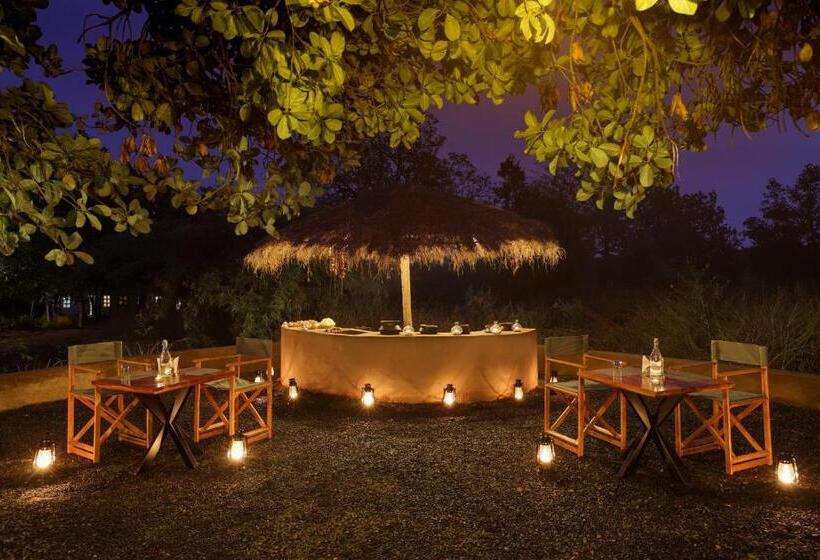Отель Lemon Tree Wildlife Resort, Kanha