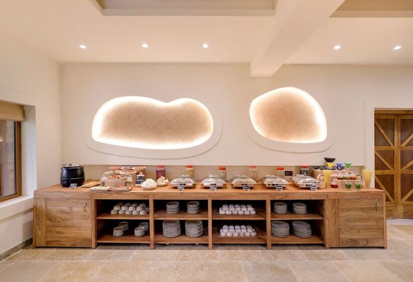 Отель Lemon Tree Wildlife Resort, Kanha