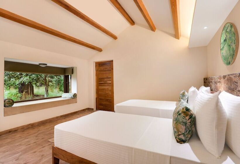 Отель Lemon Tree Wildlife Resort, Kanha