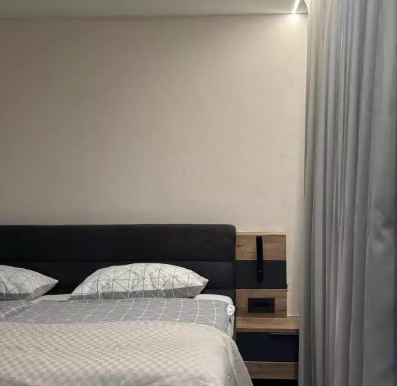 هتل Martinova Izba   Rooms & Apartments