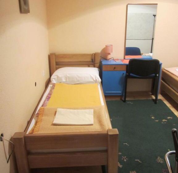 پانسیون Bravo Guest House