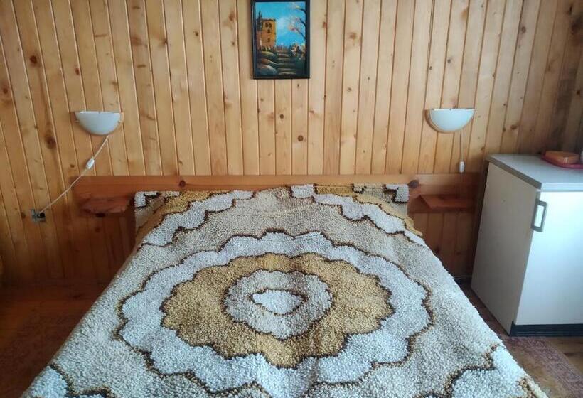 Pensionat Chapov Guest Rooms