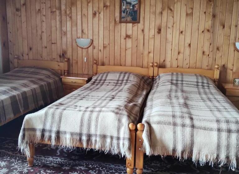 Pensionat Chapov Guest Rooms