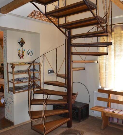 膳宿费 Grün Hof Militray Sadyba