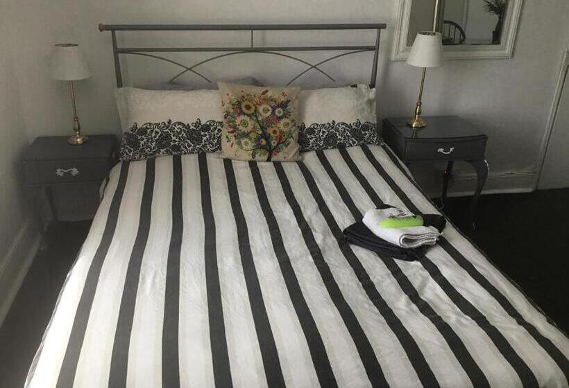 بنسيون The Bay Rooms Only