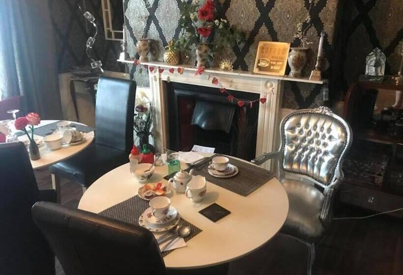 بنسيون The Bay Rooms Only