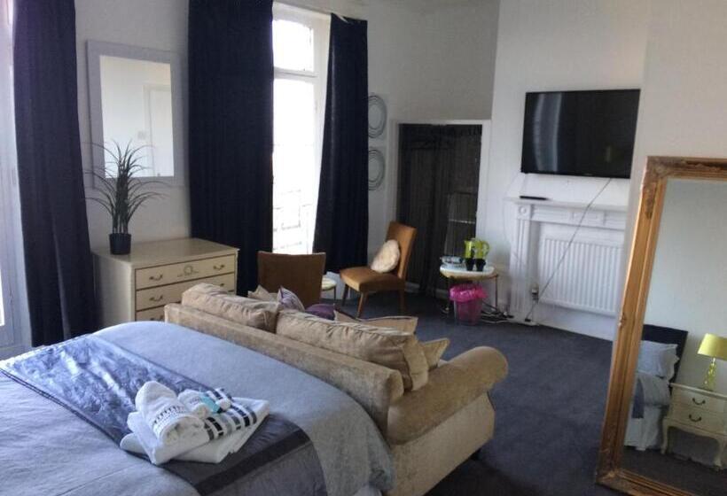 بنسيون The Bay Rooms Only